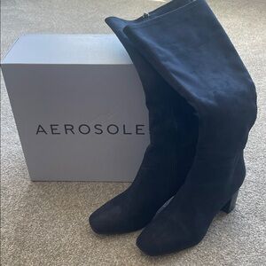 AEROSOLES Women's Navy Suede Heeled Boots